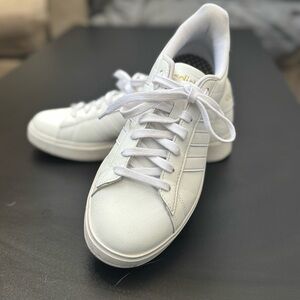 Adidas Women's White Classic Sneakers